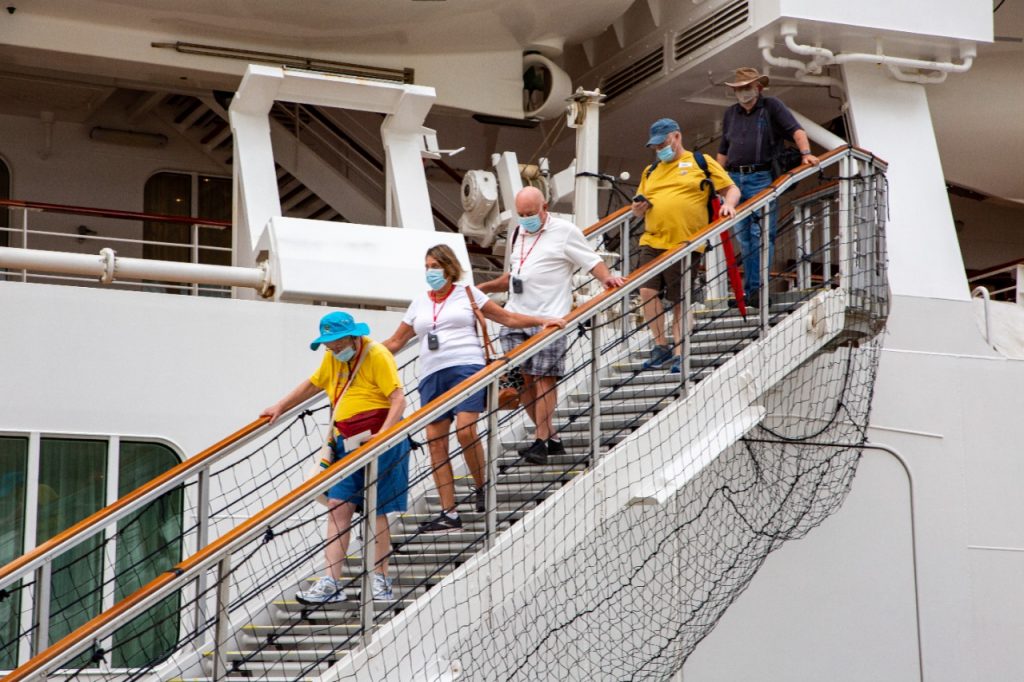 Terminal de Cruceros de Panamá recibe dos cruceros simultáneamente como parte de las pruebas de atraque